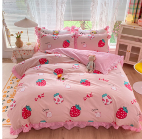 Cotton 100 Princess Wind Quilt Cover Cartoon Student Dormitory Bed (Option: Strawberry milk-1.5m bed sheet set of four)